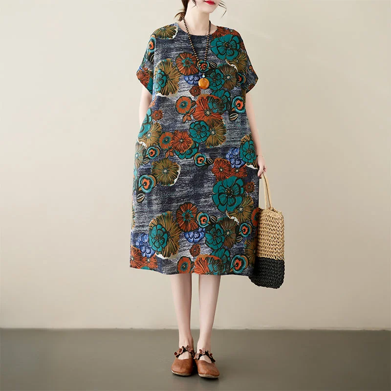 Plus Size Art Piece Pockets Shift Dress