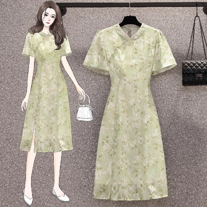 Plus Size Green Textured Floral Cheongsam Dress